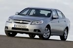 Especificaciones de coches y el consumo de combustible para Chevrolet Epica Epica