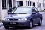 Technische Daten und Verbrauch Hyundai Lantra 1- series, Sedan