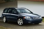Car specs and fuel consumption for Volvo V70 2- series
