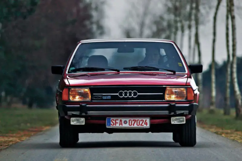 Audi 100 43- Avant GL 5E 1977 136 hp - specs, consumption ...