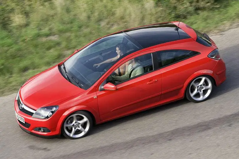 Opel Astra Gtc Coupe 1 8 Cosmo 06 140 Hp Specs Consumption Review Dimensions Carsopedia Com