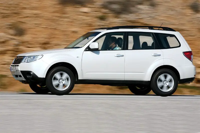 Subaru Forester 3 series (SH) 2.0 Comfort 2011 SUV 150 кс