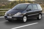 caractéristiques automobiles et la consommation de carburant pour Citroen C8